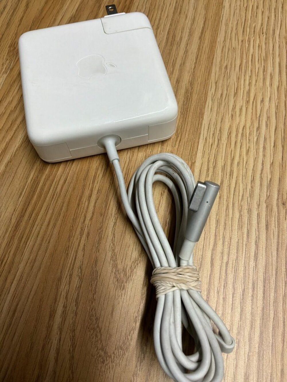 Apple 85W MagSafe Power Adapter Charger A1343 – for MacBook / MacBook Pro